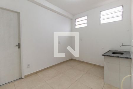 Cozinha de casa para alugar com 1 quarto, 36m² em Vila Curuçá, São Paulo