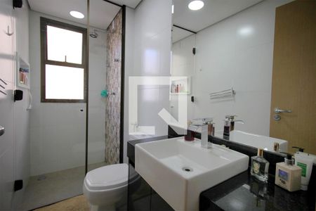 Banheiro da Suíte de apartamento à venda com 3 quartos, 90m² em Sagrada Família, Belo Horizonte