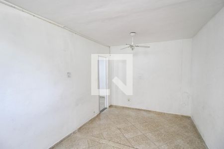 Quarto 1 de casa para alugar com 2 quartos, 75m² em Vila Emil, Mesquita