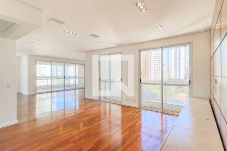 Sala 1 de apartamento para alugar com 4 quartos, 234m² em Itaim Bibi, São Paulo