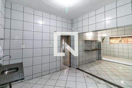 Cozinha de casa para alugar com 2 quartos, 484m² em Camargos, Belo Horizonte