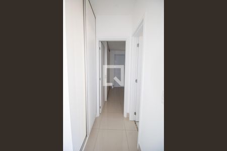 Corredor - Quarto de apartamento para alugar com 1 quarto, 48m² em Vila Paiva, São Paulo