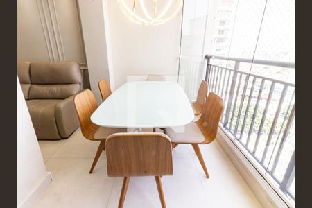 Varanda e Área de serviço de apartamento à venda com 2 quartos, 62m² em Brás, São Paulo