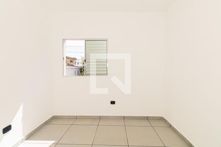 Quarto  de apartamento para alugar com 2 quartos, 45m² em Parque Edu Chaves, São Paulo