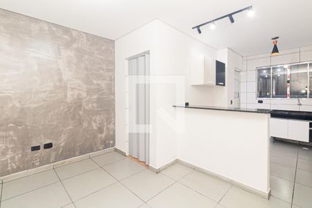 Sala de apartamento para alugar com 2 quartos, 45m² em Parque Edu Chaves, São Paulo