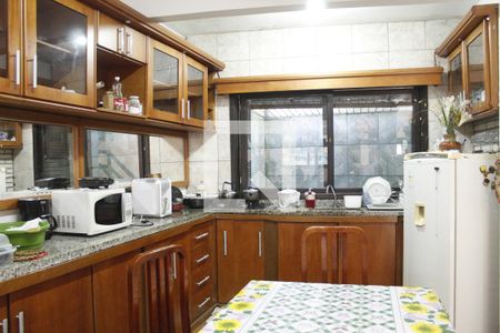 Cozinha de casa para alugar com 3 quartos, 210m² em Dom Feliciano, Gravataí