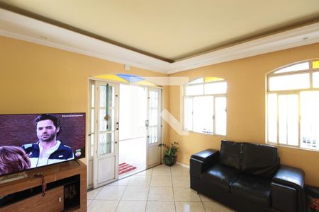 Sala de Estar de casa à venda com 3 quartos, 150m² em Europa (venda Nova), Belo Horizonte