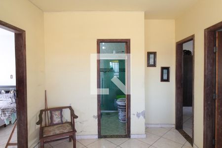 Sala de TV de casa à venda com 3 quartos, 150m² em Europa (venda Nova), Belo Horizonte