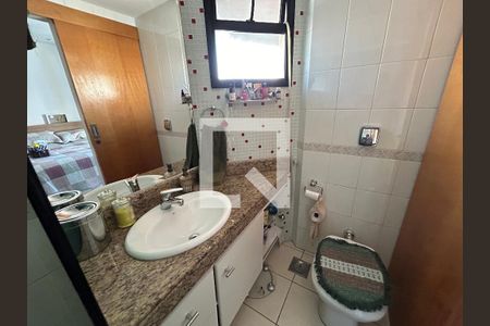 Banheiro da Suíte de apartamento à venda com 4 quartos, 125m² em Méier, Rio de Janeiro