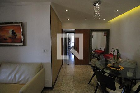 Corredor de apartamento à venda com 4 quartos, 125m² em Méier, Rio de Janeiro