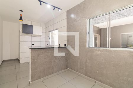 Sala de apartamento para alugar com 2 quartos, 45m² em Parque Edu Chaves, São Paulo