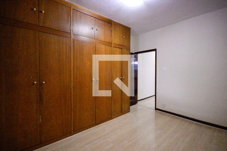 Quarto 1 de casa para alugar com 3 quartos, 120m² em Sacomã, São Paulo