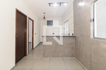 Sala de apartamento para alugar com 2 quartos, 45m² em Parque Edu Chaves, São Paulo