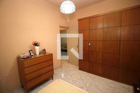 Quarto de apartamento à venda com 1 quarto, 55m² em Inhaúma, Rio de Janeiro