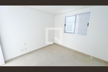 Quarto  de apartamento à venda com 1 quarto, 37m² em Sagrada Família, Belo Horizonte