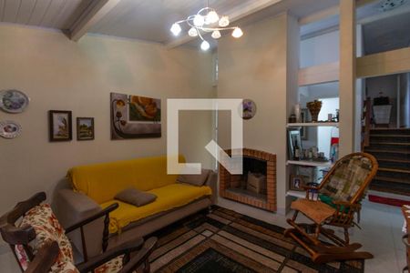 Sala de casa à venda com 3 quartos, 180m² em Ipanema, Porto Alegre