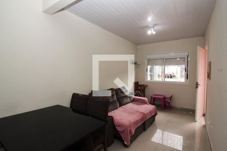 Sala de casa à venda com 2 quartos, 75m² em Hípica, Porto Alegre