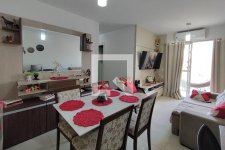 Sala de apartamento à venda com 3 quartos, 66m² em Vila Satúrnia, Campinas