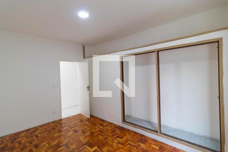 Quarto 01 da casa 01 de casa à venda com 4 quartos, 150m² em Ponte Preta, Campinas