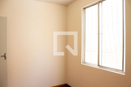 Quarto 1 de apartamento para alugar com 2 quartos, 57m² em Carlos Prates, Belo Horizonte