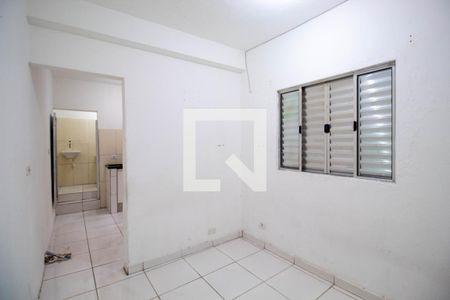 Quarto de kitnet/studio para alugar com 1 quarto, 8m² em Jardim Piratininga, São Paulo