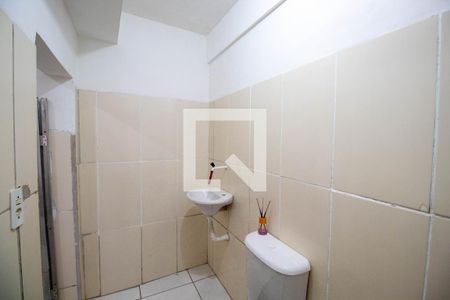 Banheiro de kitnet/studio à venda com 1 quarto, 8m² em Jardim Piratininga, São Paulo