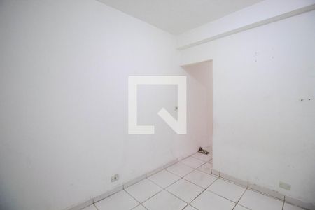 Quarto de kitnet/studio para alugar com 1 quarto, 8m² em Jardim Piratininga, São Paulo