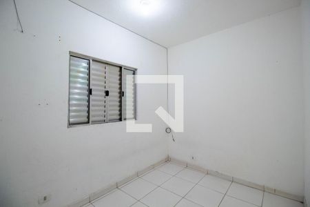 Quarto de kitnet/studio para alugar com 1 quarto, 8m² em Jardim Piratininga, São Paulo