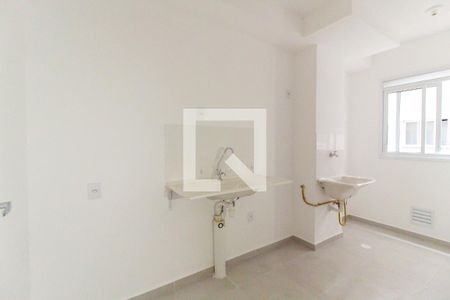 Cozinha de kitnet/studio para alugar com 1 quarto, 26m² em Conjunto Residencial José Bonifácio, São Paulo