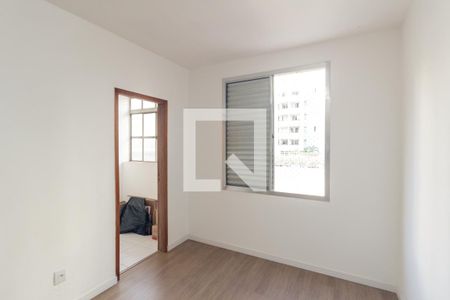 Quarto de apartamento à venda com 1 quarto, 42m² em Vila Buarque, São Paulo