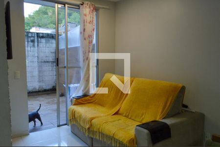 Sala de apartamento para alugar com 2 quartos, 65m² em Taquara, Rio de Janeiro