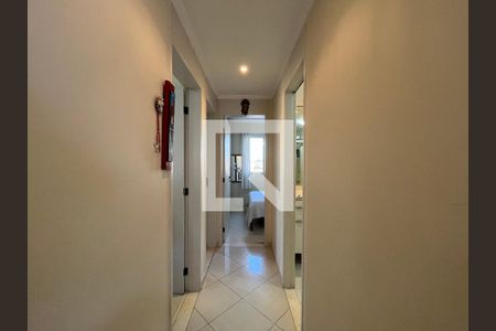 Corredor de apartamento à venda com 3 quartos, 63m² em Vila Santa Catarina, São Paulo