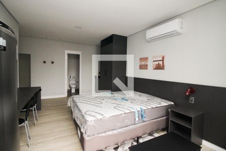 Sala/Quarto de kitnet/studio à venda com 1 quarto, 29m² em Centro Histórico, Porto Alegre