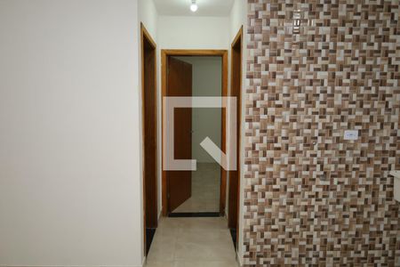 Corredor de apartamento para alugar com 2 quartos, 42m² em Jardim Itapemirim, São Paulo