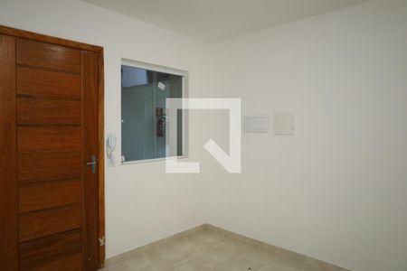 Sala de apartamento para alugar com 2 quartos, 42m² em Jardim Itapemirim, São Paulo