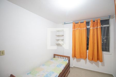 Quarto 2 de apartamento para alugar com 2 quartos, 54m² em Porto Novo, São Gonçalo