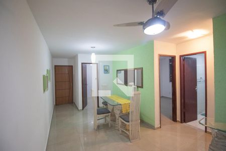 Sala de apartamento para alugar com 2 quartos, 54m² em Porto Novo, São Gonçalo