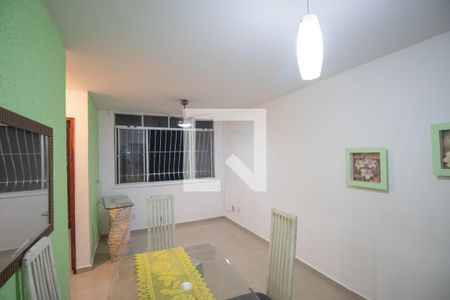 Sala de apartamento para alugar com 2 quartos, 54m² em Porto Novo, São Gonçalo