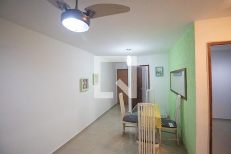 Sala de apartamento para alugar com 2 quartos, 54m² em Porto Novo, São Gonçalo