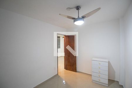 Quarto 1 de apartamento para alugar com 2 quartos, 54m² em Porto Novo, São Gonçalo