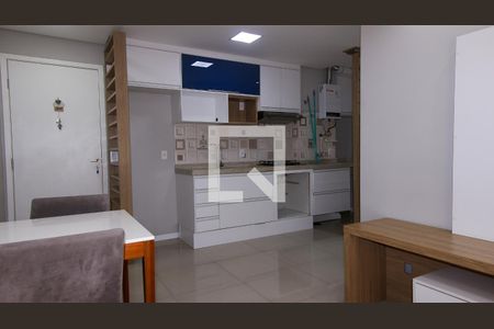 Sala de apartamento para alugar com 2 quartos, 40m² em Sítio da Figueira, São Paulo