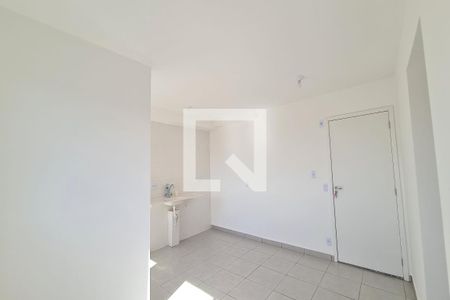 Sala de apartamento para alugar com 2 quartos, 41m² em Vila Fátima, São Paulo