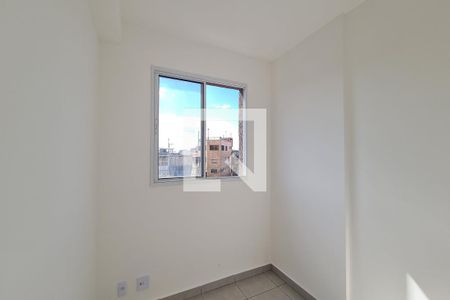 Quarto 1 de apartamento para alugar com 2 quartos, 41m² em Vila Fátima, São Paulo