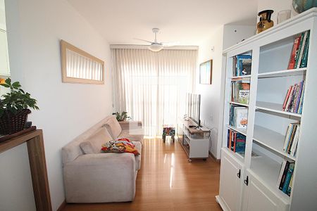 Sala de apartamento à venda com 2 quartos, 47m² em Irajá, Rio de Janeiro