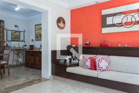 Sala de TV de casa à venda com 4 quartos, 272m² em Anchieta, São Bernardo do Campo