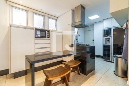 Cozinha de apartamento à venda com 3 quartos, 161m² em Jardim Paulista, São Paulo