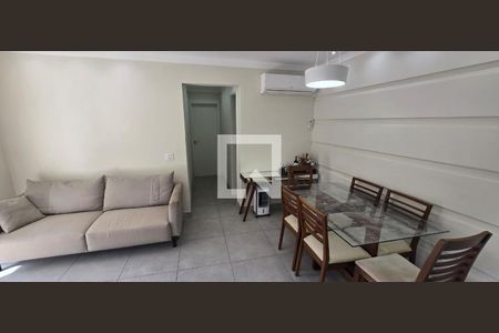 Sala de apartamento para alugar com 2 quartos, 62m² em Marapé, Santos