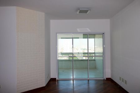 Apartamento à venda com 130m², 3 quartos e 2 vagasSala