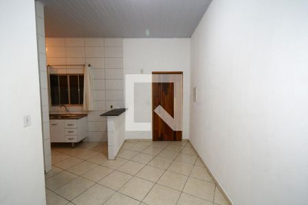 Sala de casa para alugar com 1 quarto, 35m² em Vila Marari, São Paulo