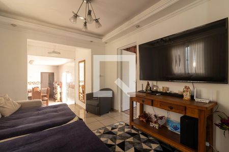 Sala de casa para alugar com 3 quartos, 250m² em Jardim Sadie, Embu das Artes